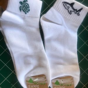 NWT ankle socks shark and turtle 🦈 🐢